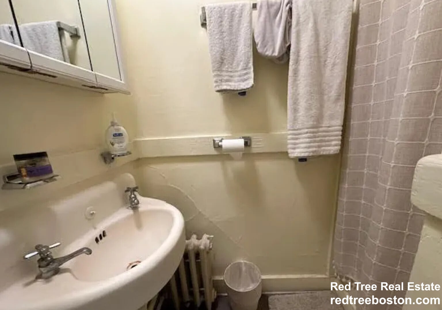 Building Photo - 90 Myrtle St