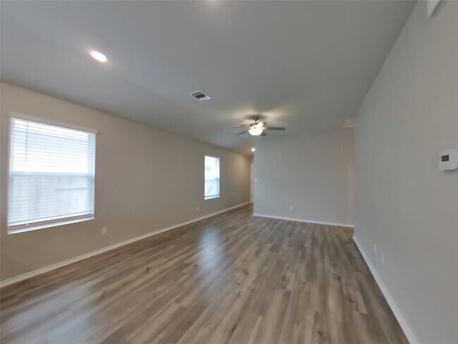 Building Photo - 3509 Gooseneck LN