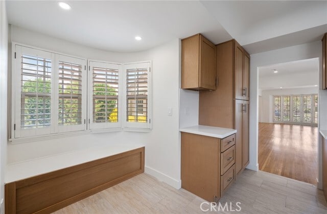 Building Photo - 3883 Degnan Blvd