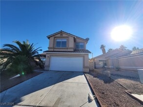 Building Photo - 25 Newburg Ave