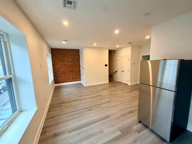 Building Photo - 440-42 58th St