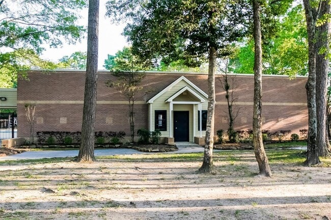 Building Photo - 3602 Echo Mountain Dr