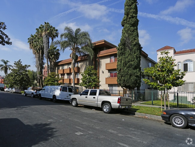Building Photo - Villa Berendo Apartments