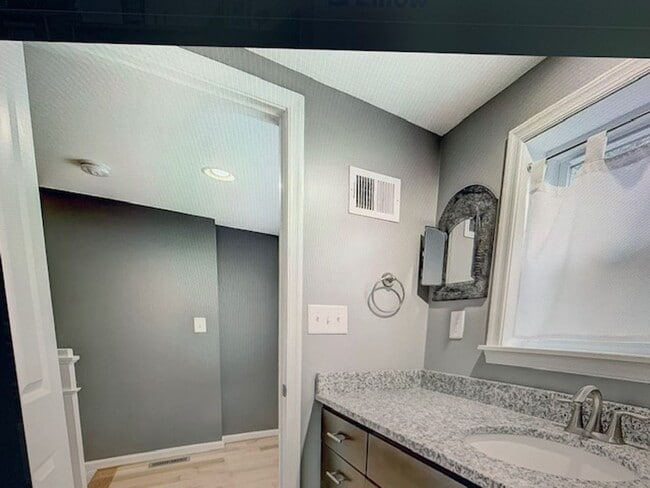 Building Photo - New Price!  Fed Hill Luxury Townhome  ROOFTOP DECKS!