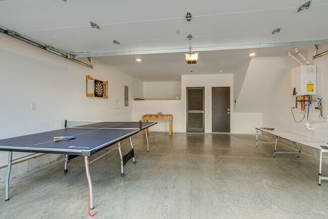 Building Photo - 2910 Felicia St