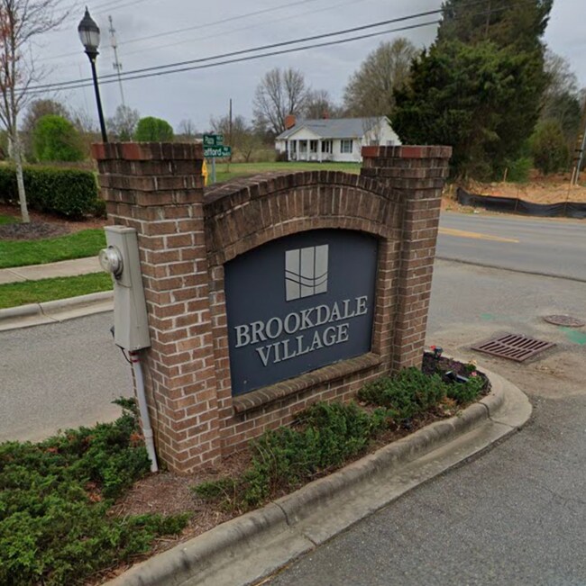 Building Photo - 5699 Stafford Rd