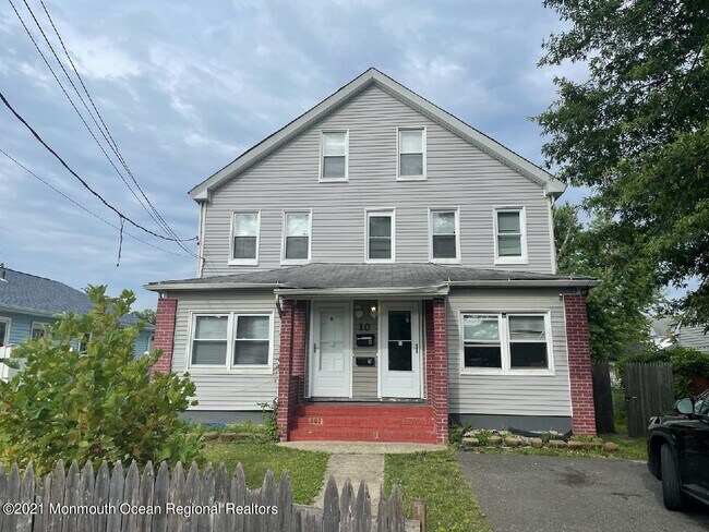 Primary Photo - 10 Braden Pl