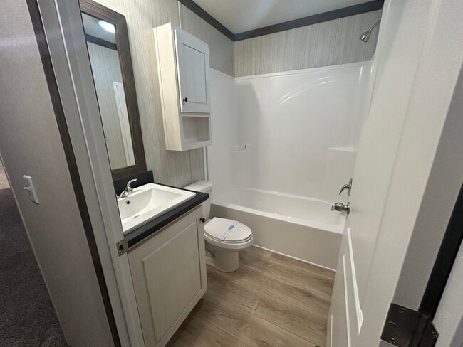 Building Photo - 72 W Arizona