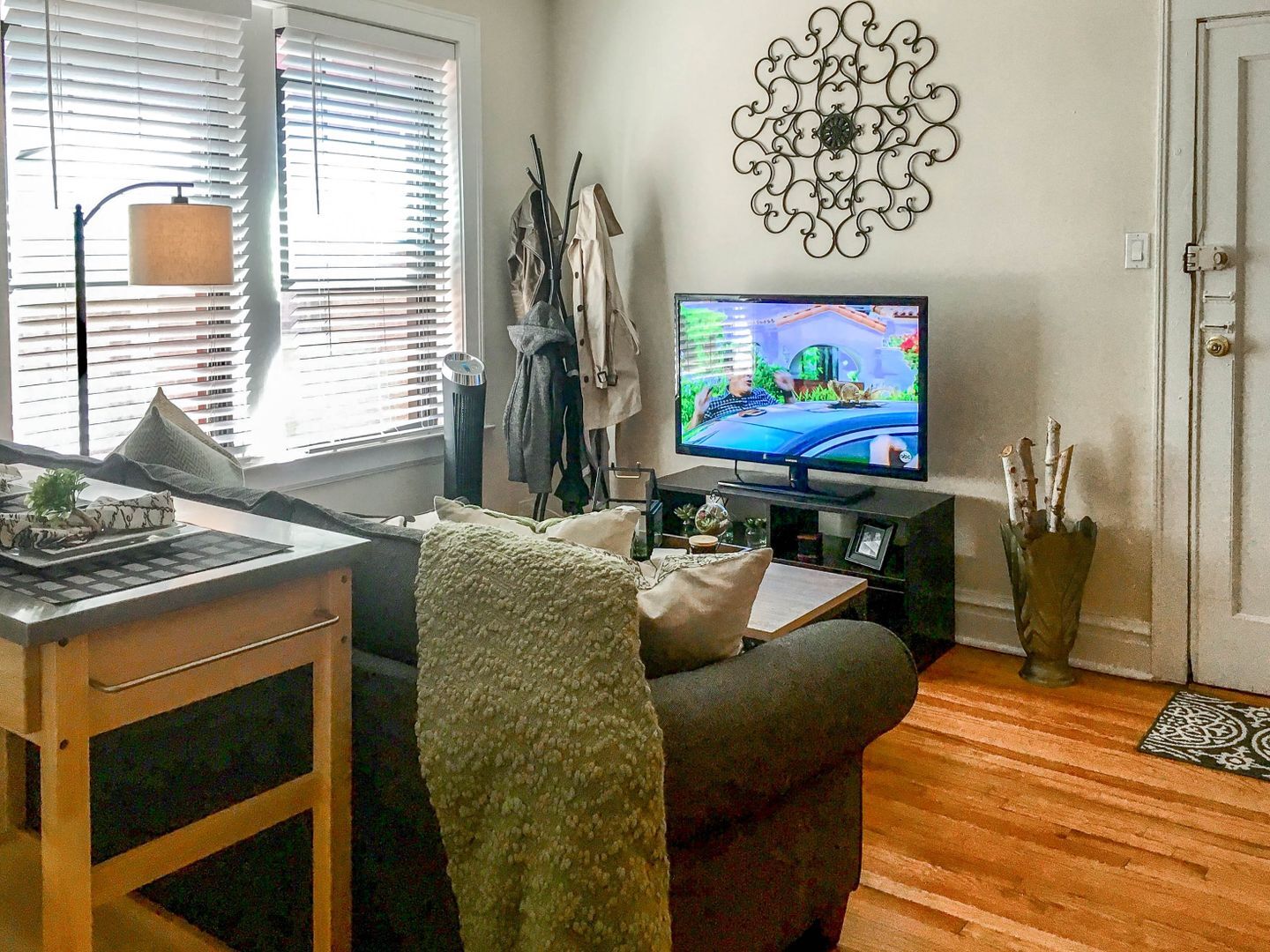 Building Photo - 4717 N Leavitt St