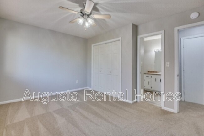 Building Photo - 2814C Thomas Lane