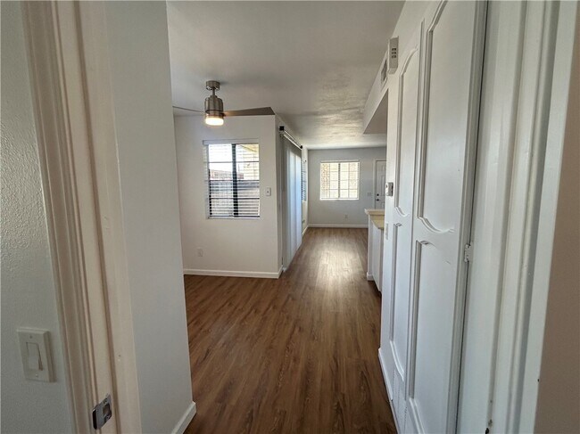 Building Photo - 1190 Ramar Rd