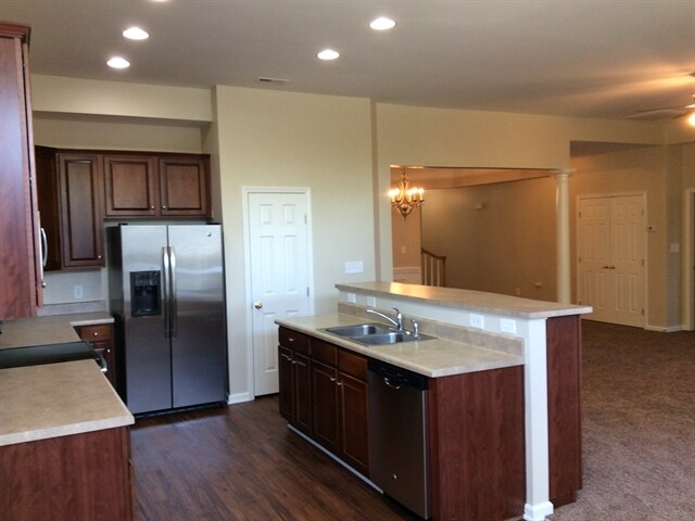 Building Photo - 5071 Sunburst Ln