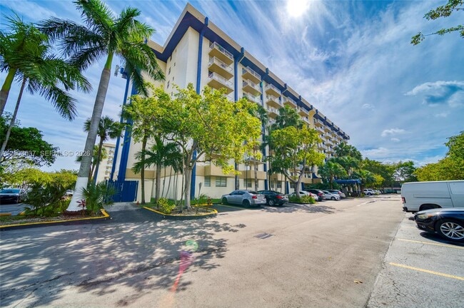 Building Photo - 801 NW 47th Ave