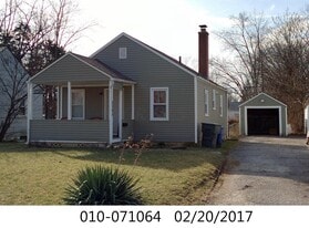 Building Photo - 2385 Joyce Ave