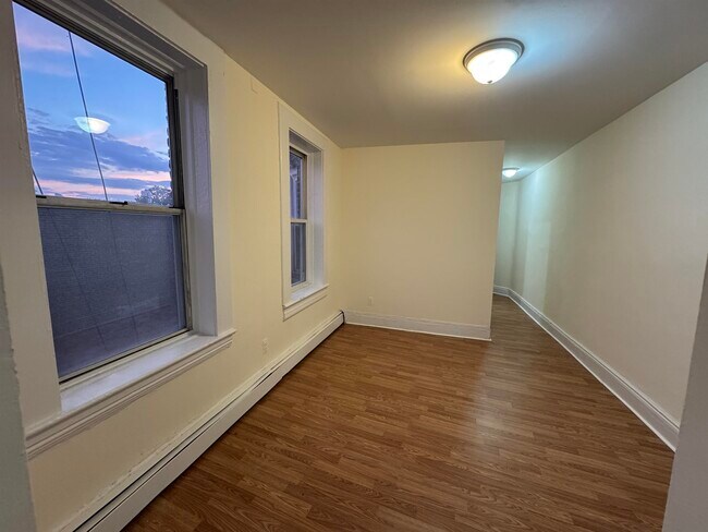 Building Photo - 4306 John F. Kennedy Blvd