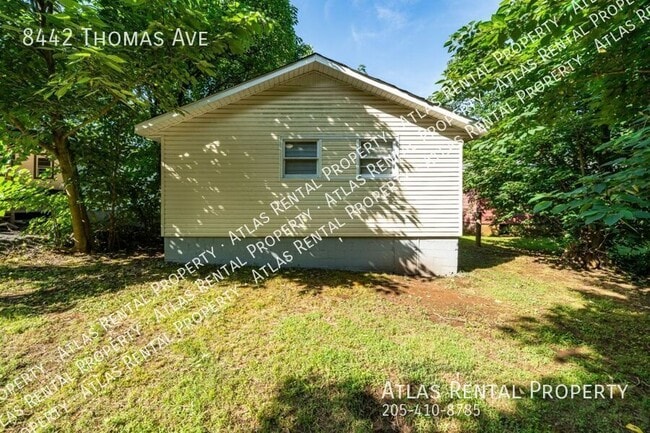 Building Photo - 8442 Thomas Ave