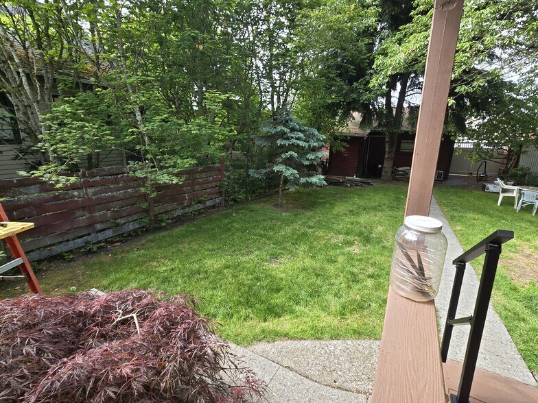 West Side of back garden area - 4005 N 24th St