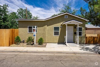 Building Photo - CUSD Home, 2BR/1BA, Modern Updates - Built...