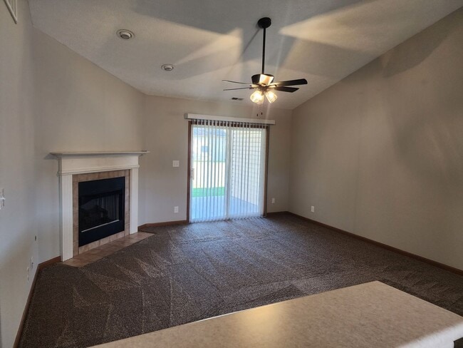 Building Photo - Spacious 2-Bed, 2-Bath Duplex with Attache...