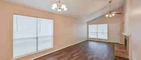 Building Photo - 2704 St George Pl