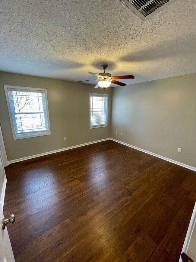 Building Photo - 211 Portico Street