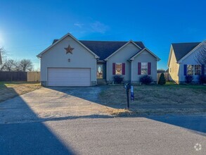 Building Photo - Single Family with a Massive Fenced-In Bac...