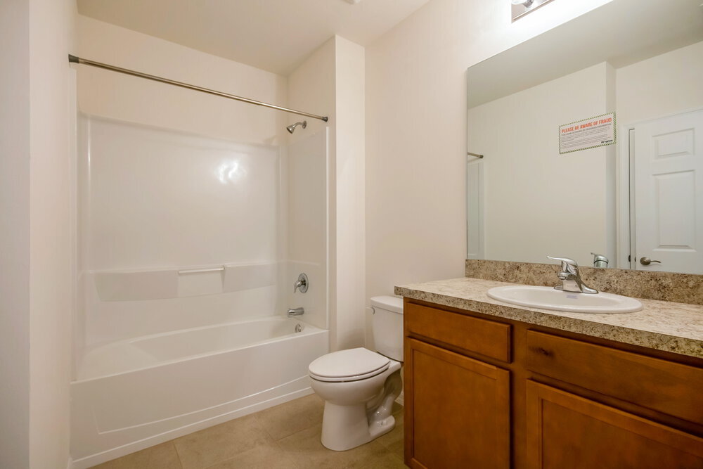 Building Photo - 1418 SW 1st Ave