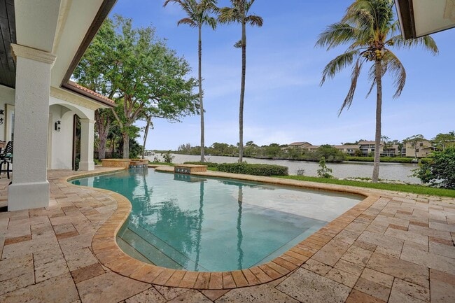 Building Photo - 18669 SE Palm Island Ln