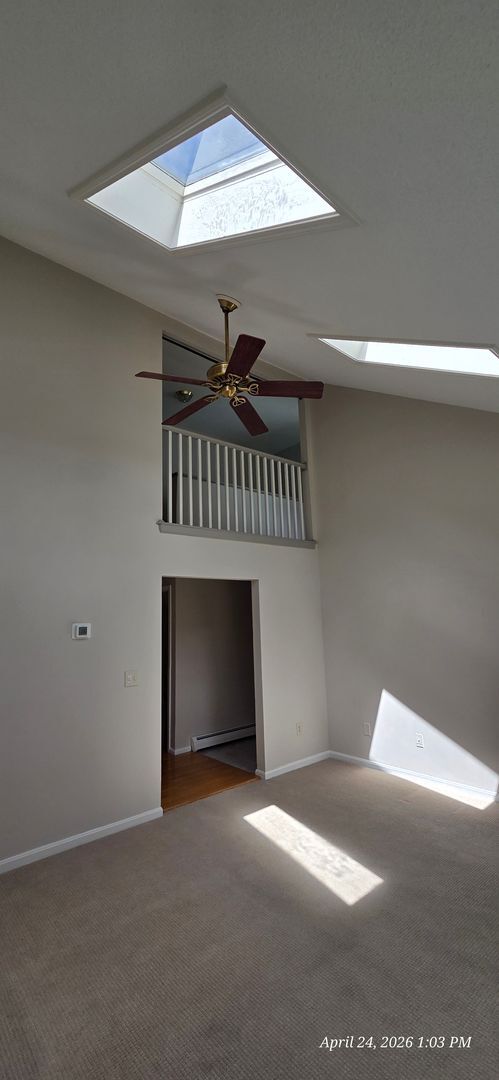 Building Photo - Tastefully Updated 3-bedroom, 2.5-bath rental in Derry