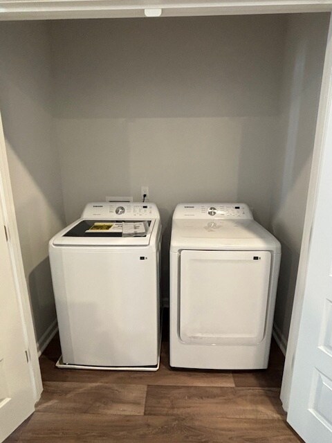 Building Photo - 2129 Victory Wy