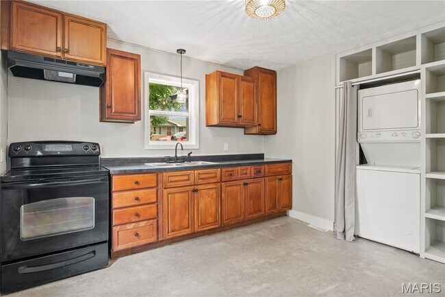Building Photo - 203 O'Connell Dr