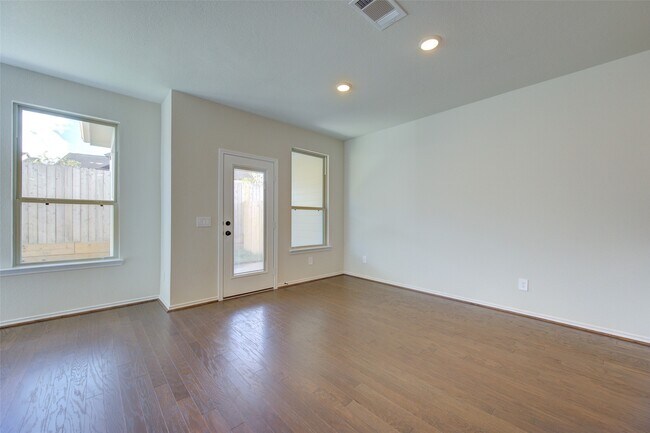 Building Photo - 10329 Harmon Smith Dr.