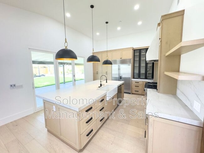 Building Photo - 1111 Britem Ct