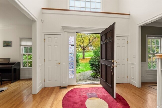 Building Photo - 53 Drabbington Way