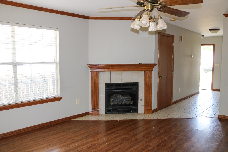 Building Photo - 2929 E Sterling Ct