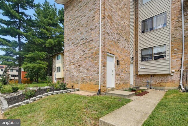 Building Photo - 9371 Reader Ln