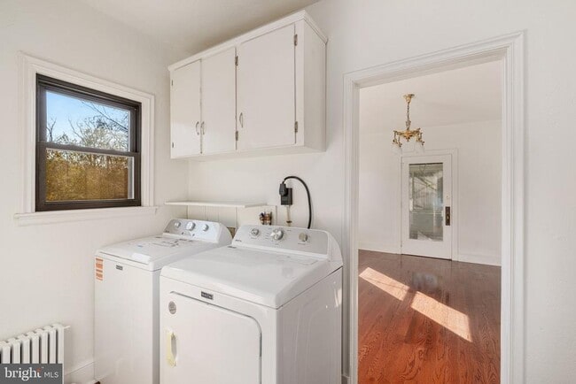 Building Photo - 20 Easton Rd