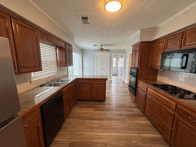 Building Photo - A Great Place to Call Home