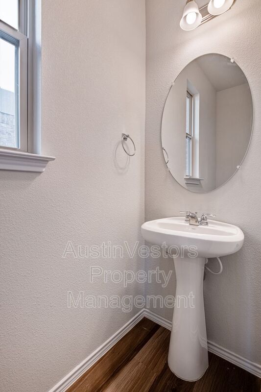Building Photo - 3651 Sandy Brook Dr
