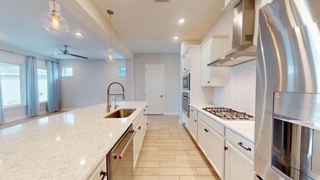 Building Photo - Stunning 3 bedroom home for rent in Shearw...