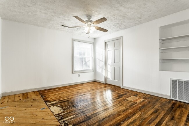 Building Photo - 1253 S East St