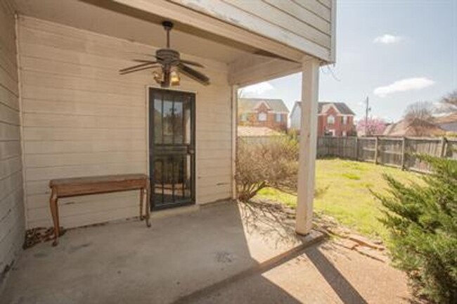 Building Photo - Beautiful 3-Bedroom Home in Cordova-Modern...