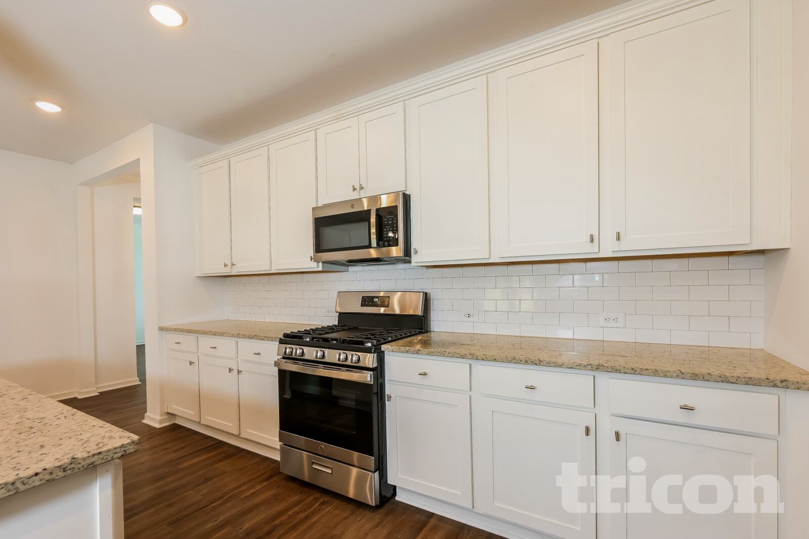 Building Photo - 117 Everett Sq