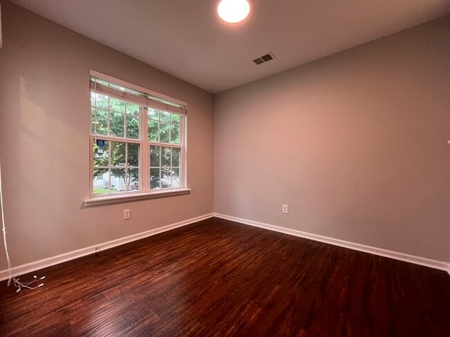 Building Photo - 11146 Saintsbury Pl