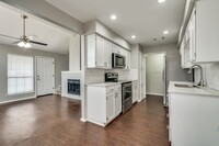 Building Photo - 115 Peachtree Ct