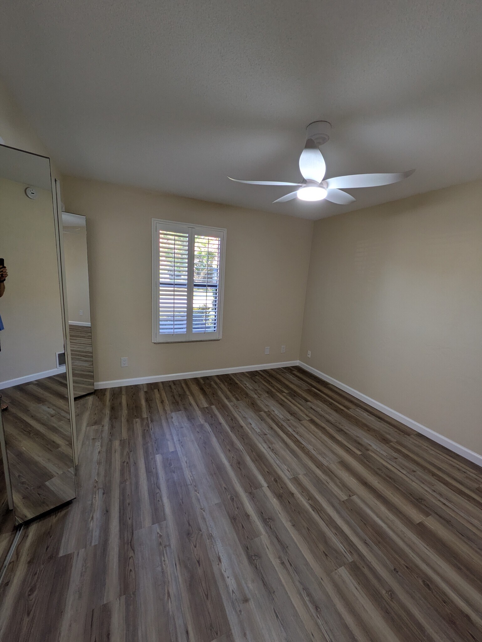 Building Photo - 349 Water Oak Ln