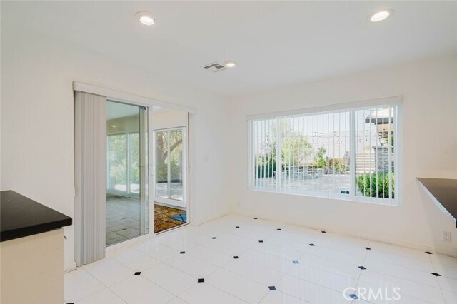 Building Photo - 7305 Verdugo Crestline Dr