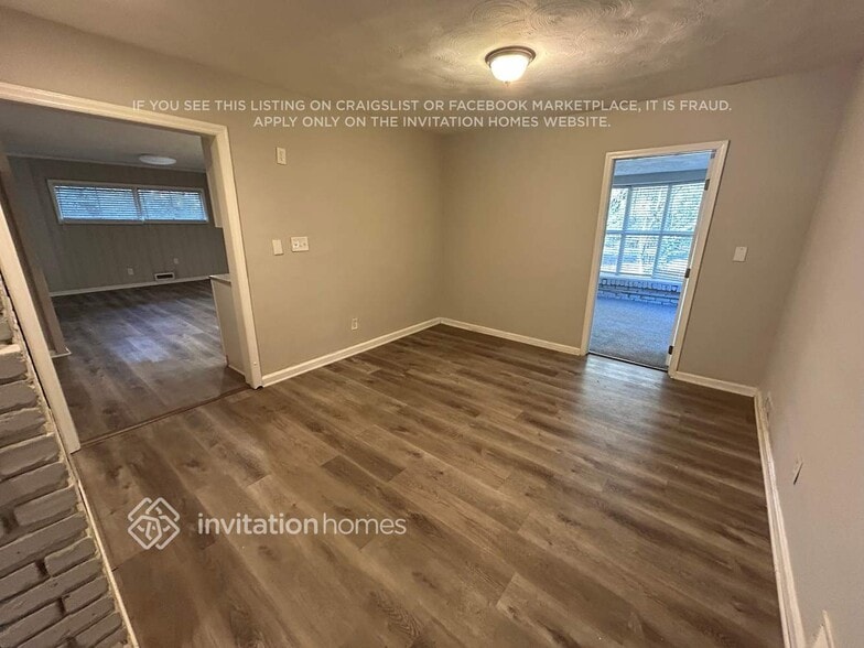 Building Photo - 1921 Cindy Dr