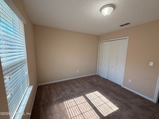 Building Photo - 247 Shetland Dr