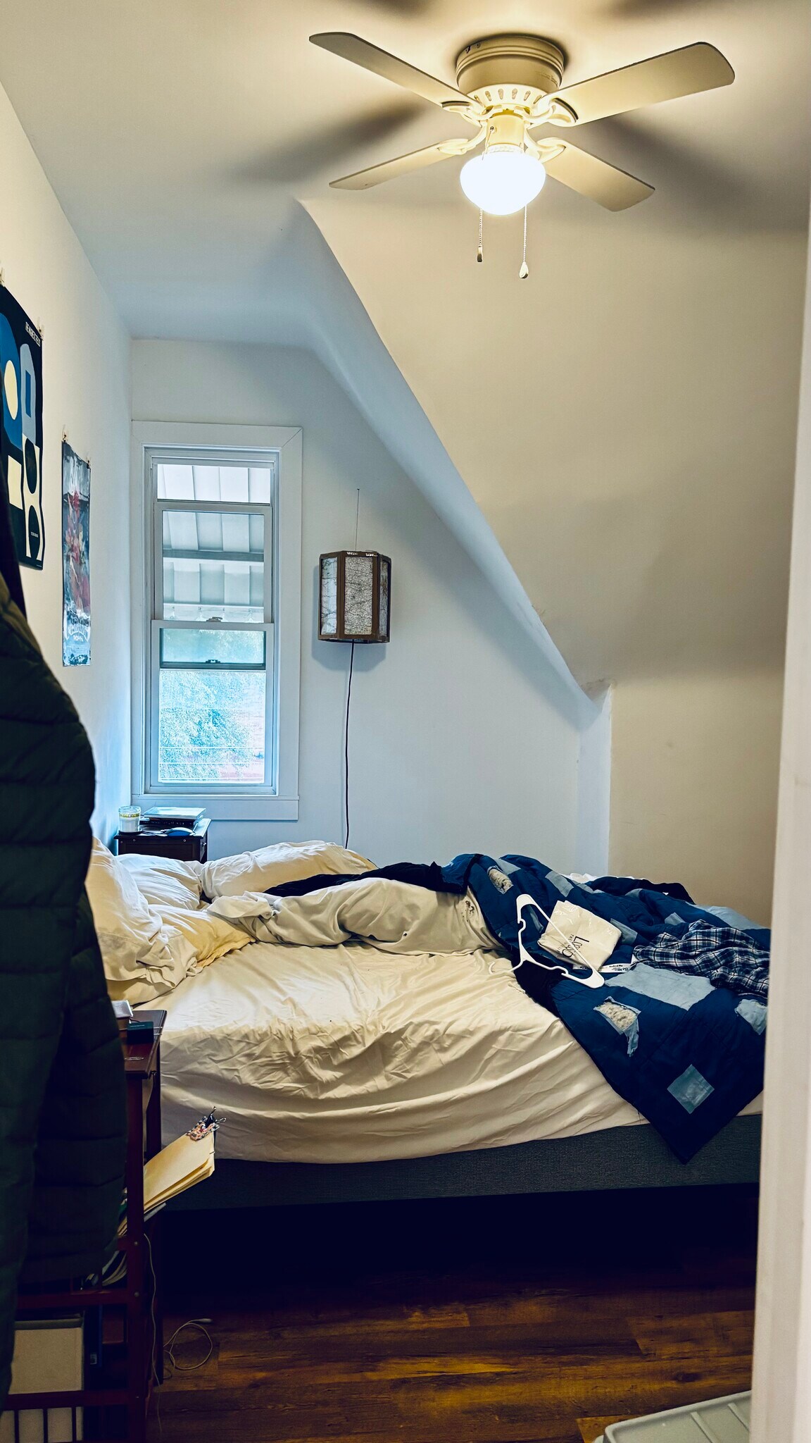 bed 1 - 351 Stratford Ave